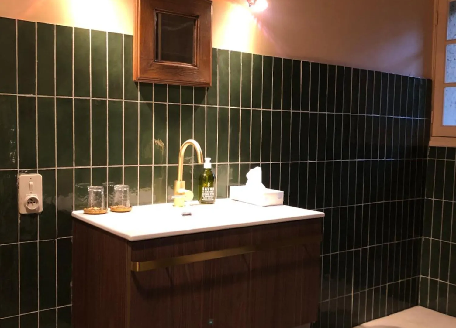 Homestay La Maison Aux Murs Anciens Et Ses Chambres Tarbes France